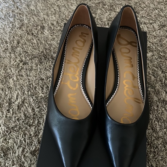 Sam Edelman - Picture 2 of 5